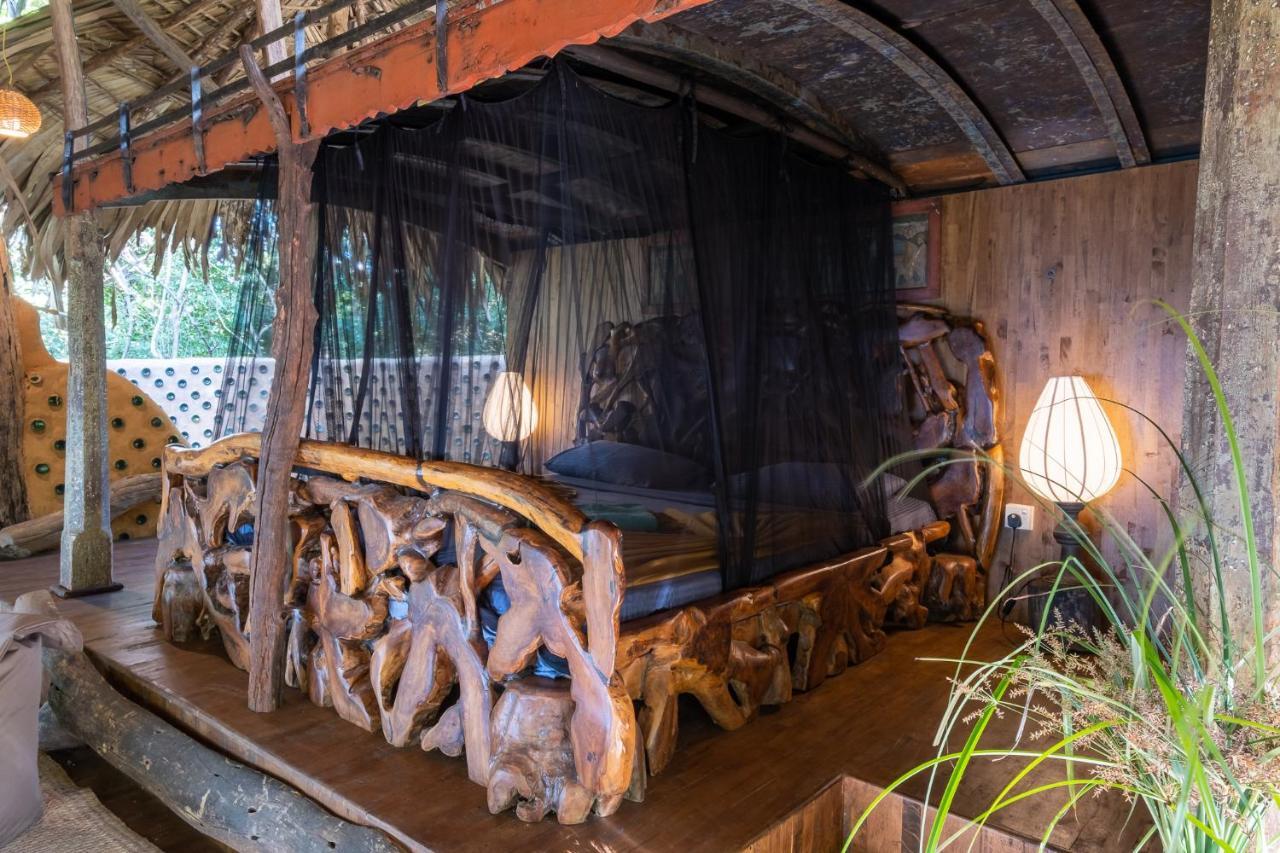 Banyan Camp Villa Hambegamuwa Exterior foto