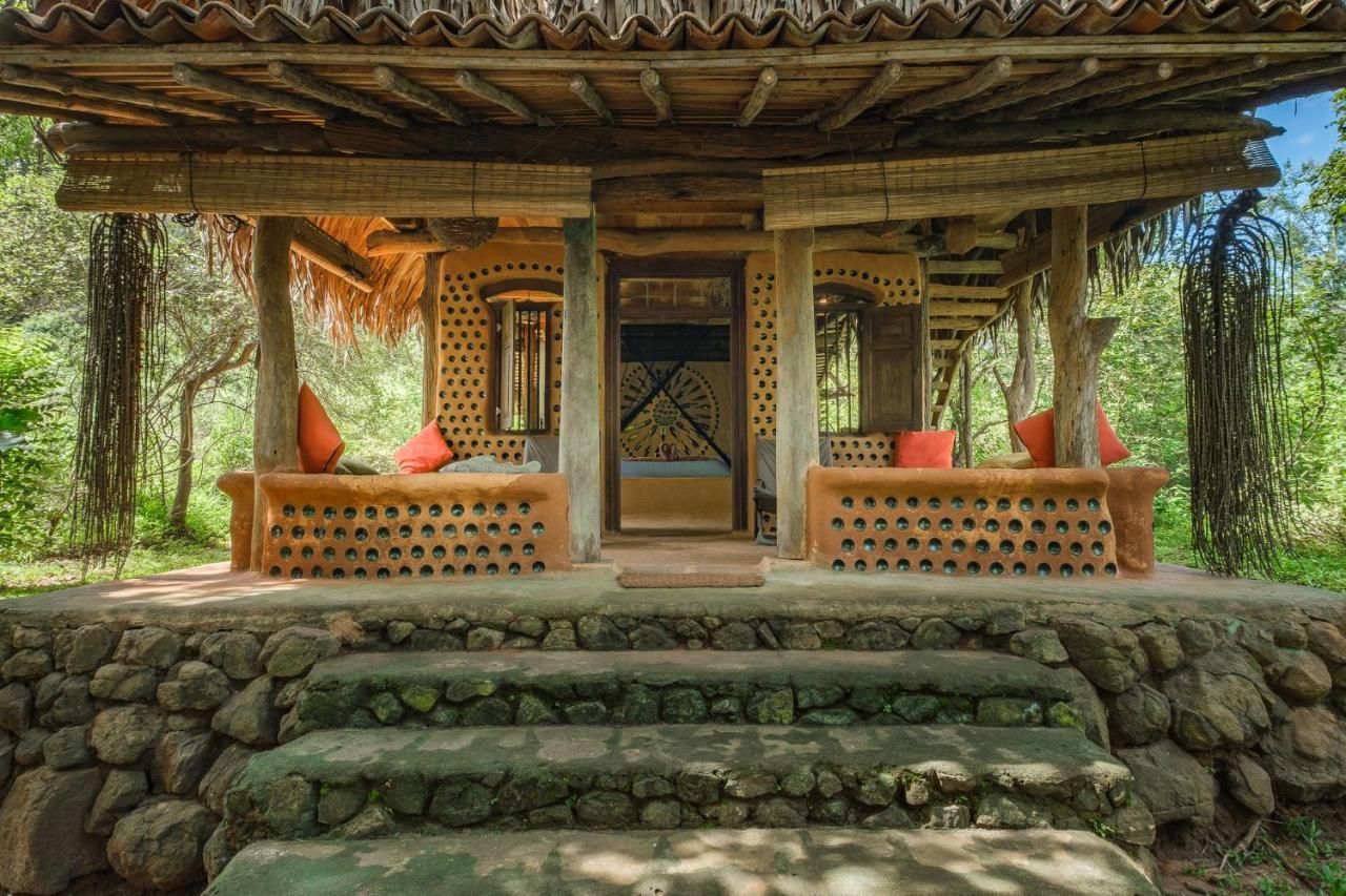 Banyan Camp Villa Hambegamuwa Exterior foto