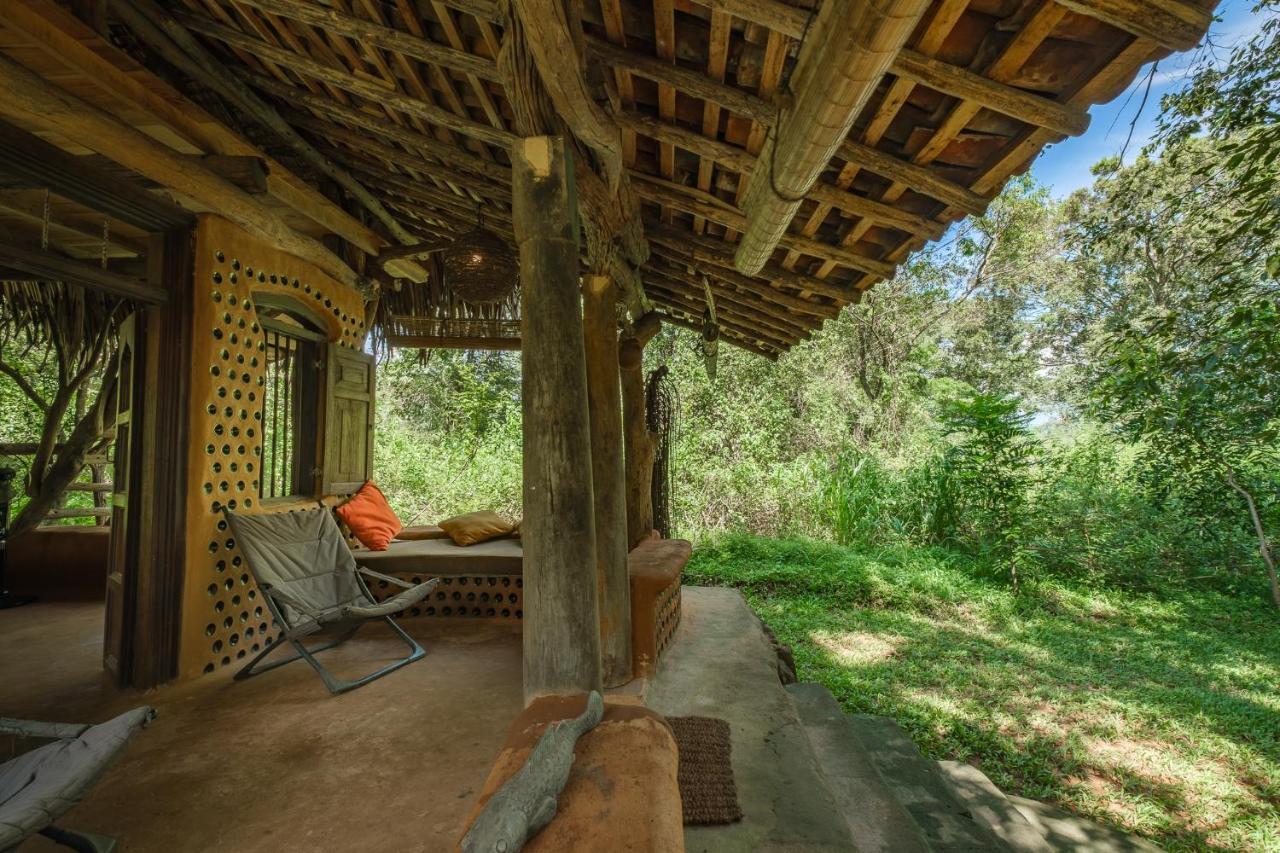 Banyan Camp Villa Hambegamuwa Exterior foto