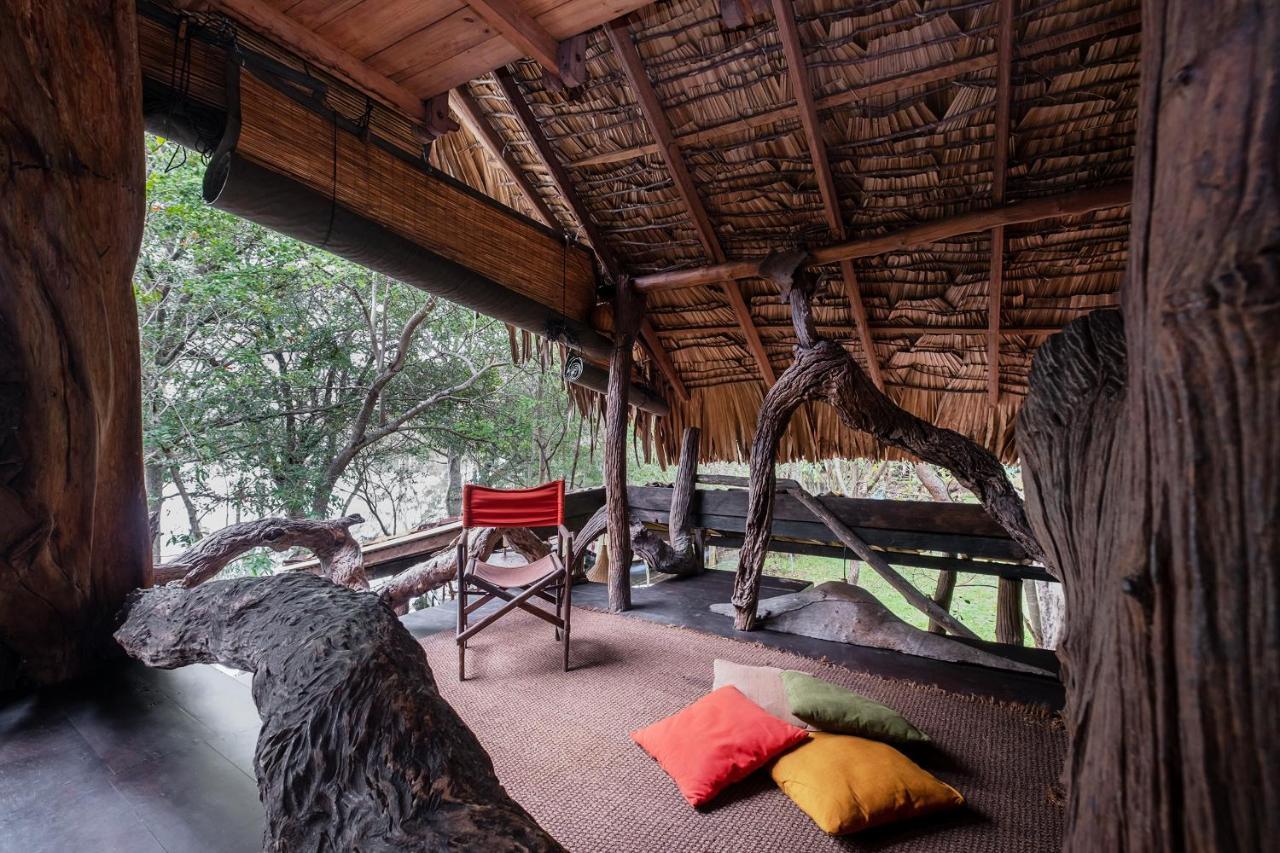 Banyan Camp Villa Hambegamuwa Exterior foto